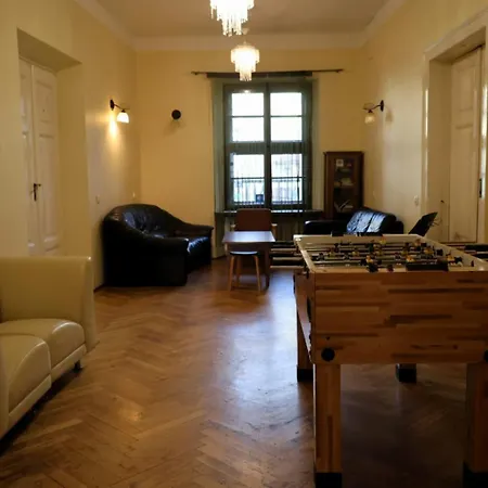 Apartamento 50 People *